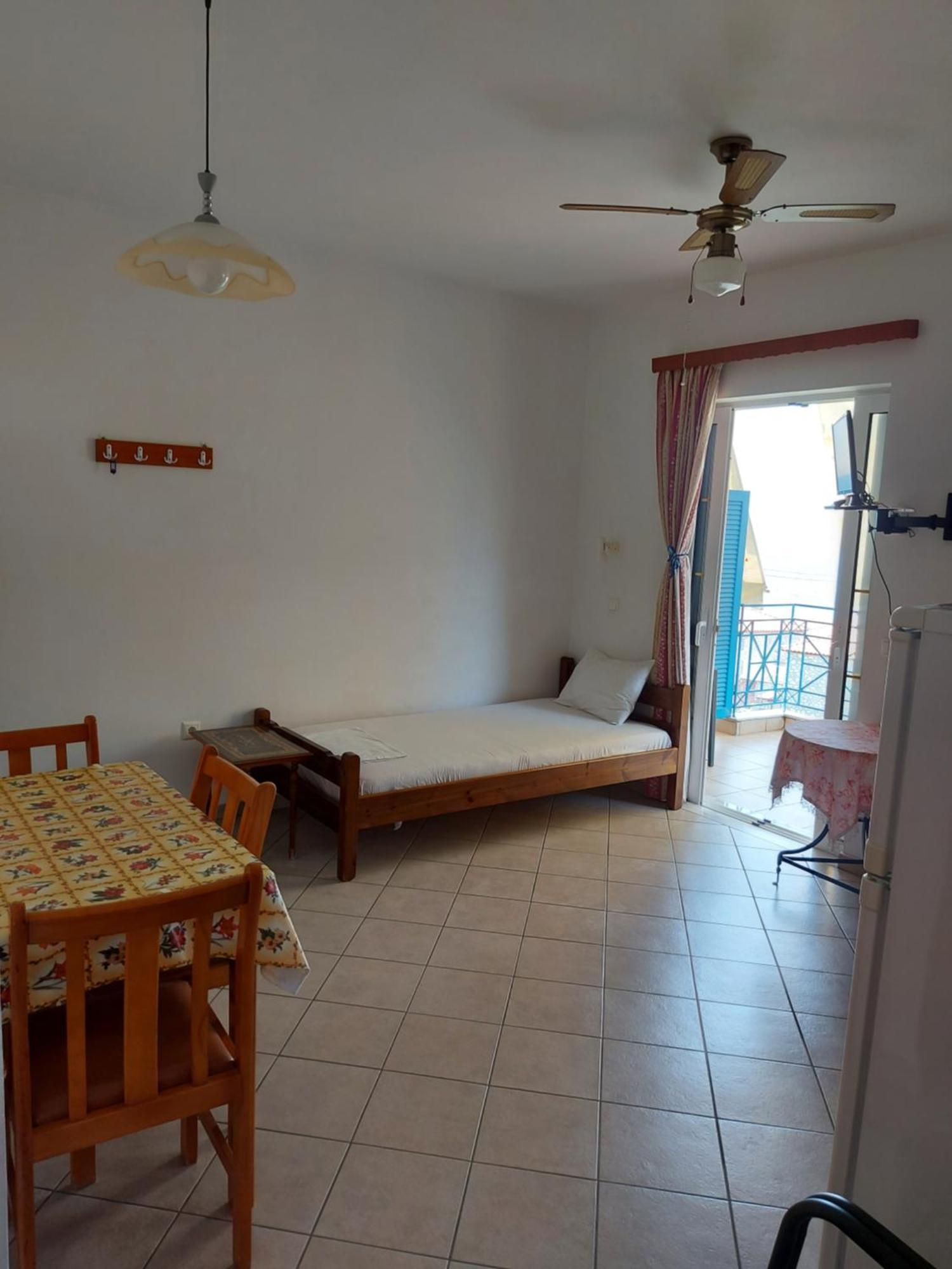 Matina Studios - Tyros Habitación foto